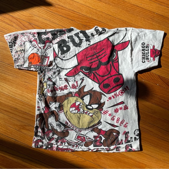 Vintage AOP Warner Bros Chicago Bulls taz tshirt - Picture 2 of 9